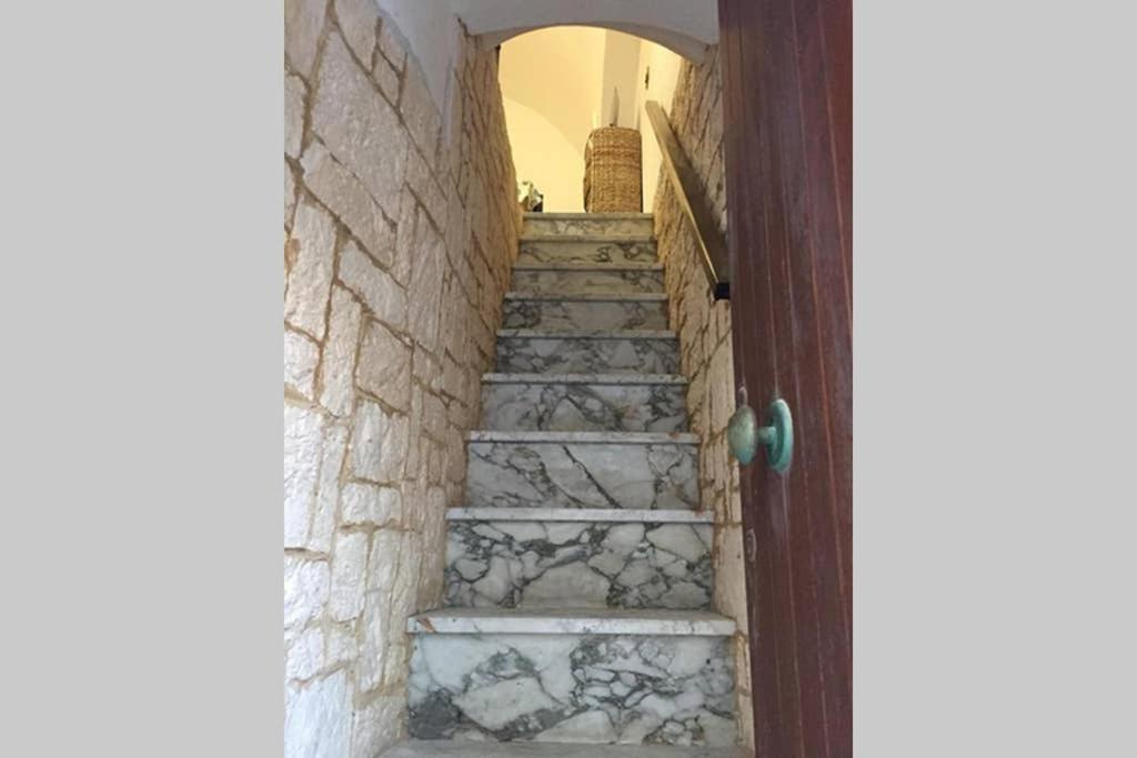 Historic Apartment In Centre Of City 100M To Sea Monopoli Buitenkant foto
